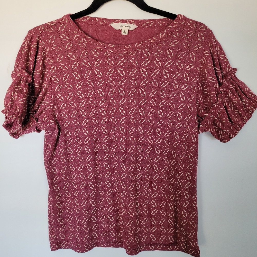 LUCKY BRAND Tee Size S Red Cotton Blend Floral Puff Sleeve Cottagecore